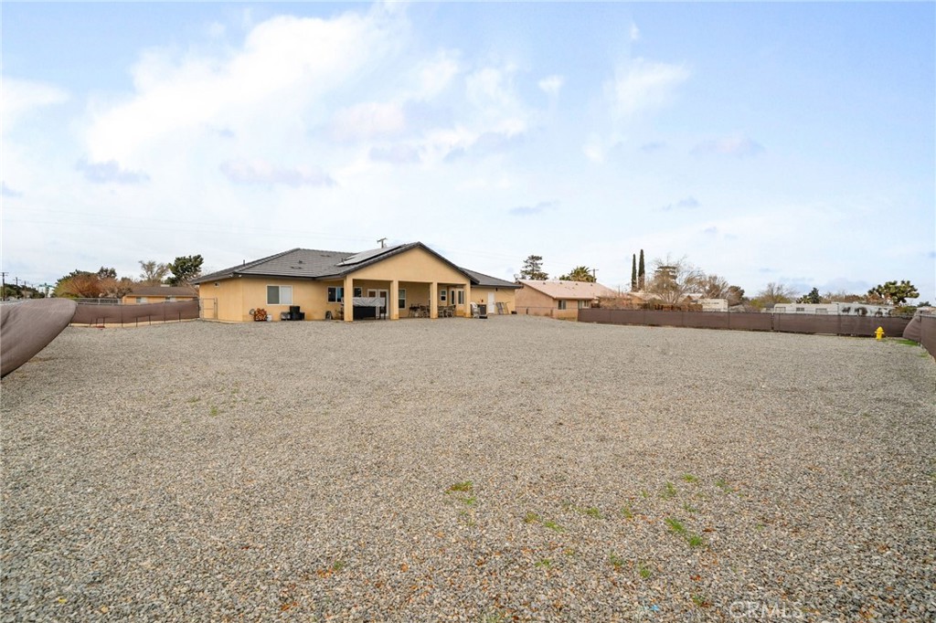 10983 Redwood Avenue Property Photo 33