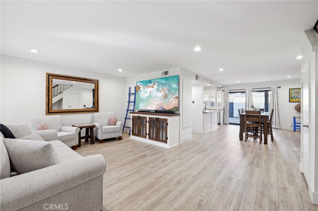 714 Briarwood Lane Property Photo