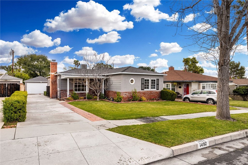 1492 Coolidge Avenue Property Photo