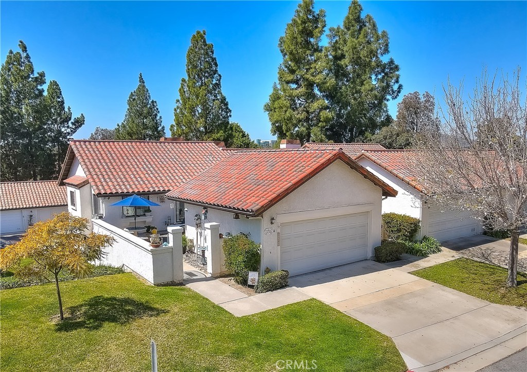 16346 Avenida Venusto A Property Photo
