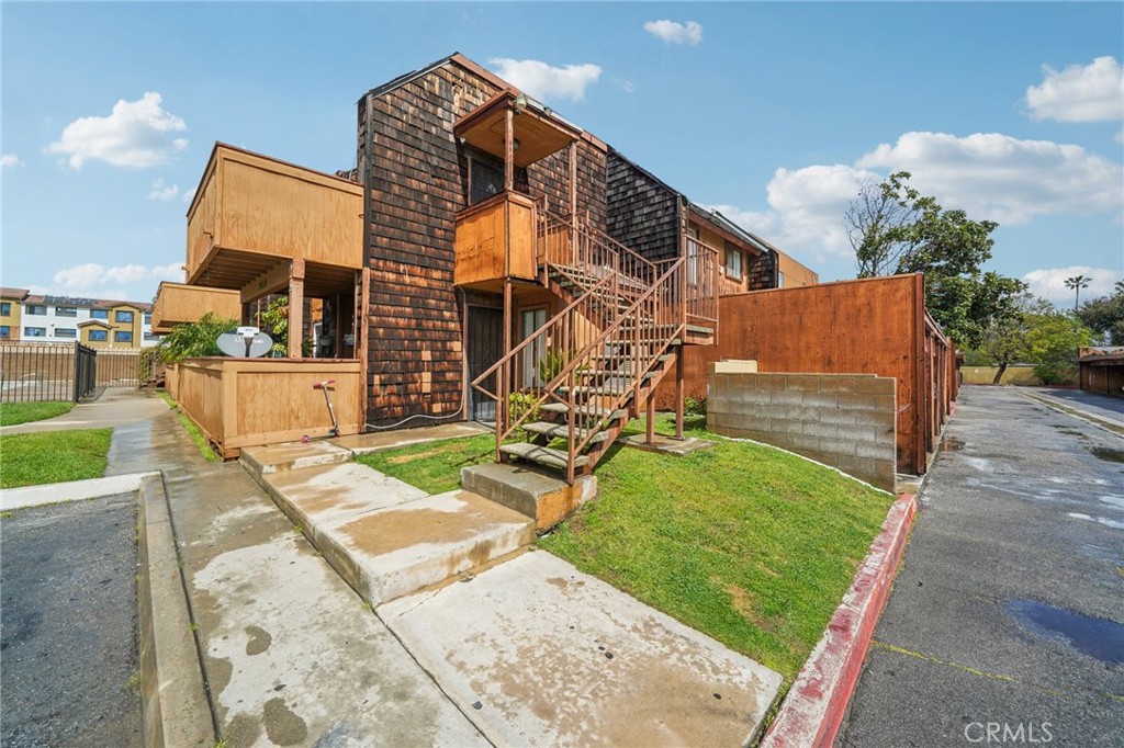 9030 Newport Avenue 23 Property Photo 2