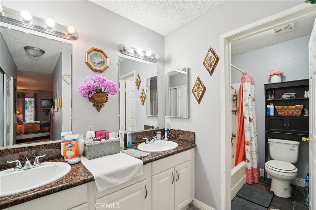 9030 Newport Avenue 23 Property Photo 20