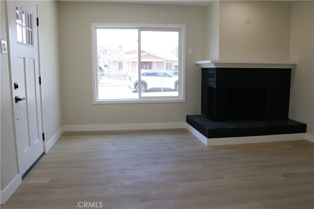4129 Mountain Drive Property Photo 5
