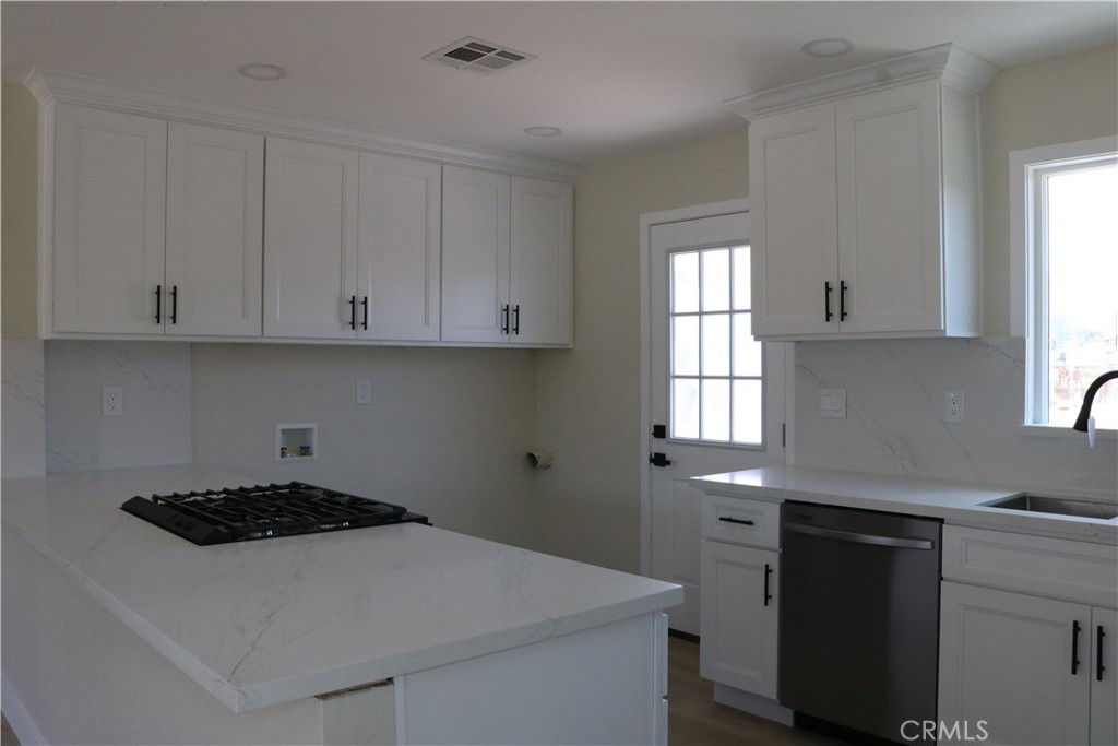 4129 Mountain Drive Property Photo 8