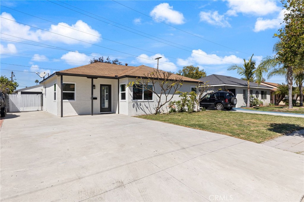4651 Calada Avenue Property Photo