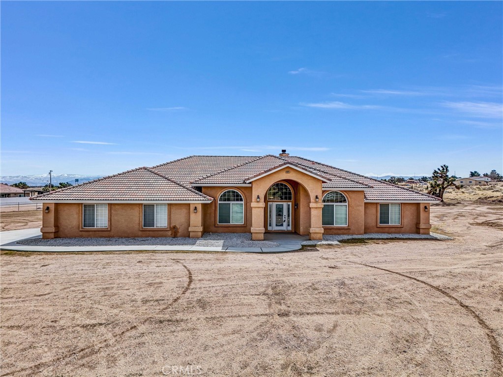8929 Yucca Terrace Drive Property Photo 1