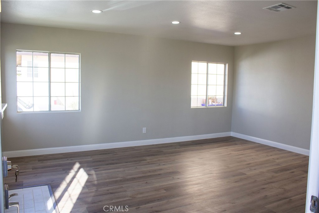 17730 Ivy Avenue Property Photo 2