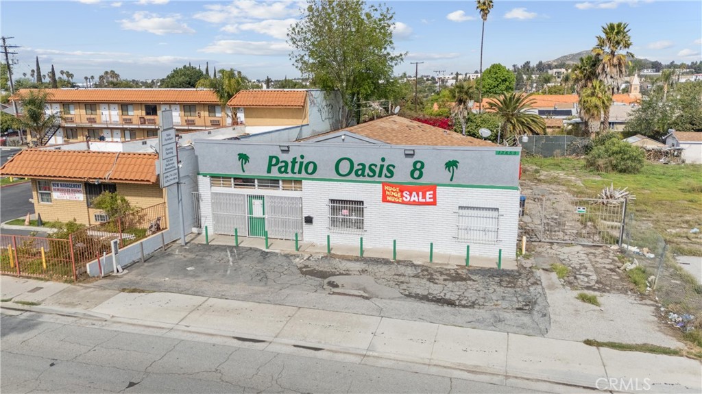13659 Magnolia Avenue Property Photo 1