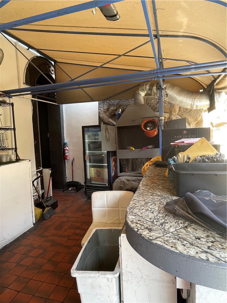 7115 Beach Boulevard Property Photo 11