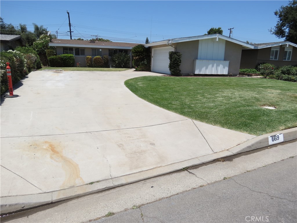 669 S Armel Drive S Property Photo