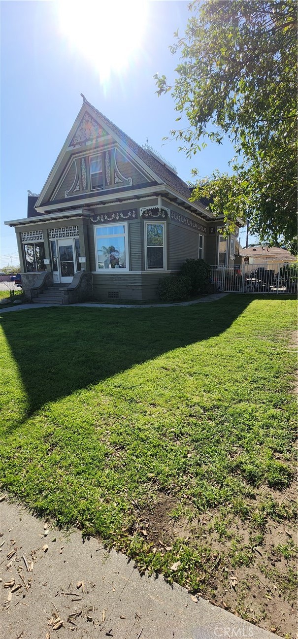403 N San Gabriel Avenue Property Photo