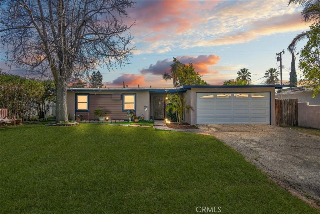 18332 E Bellefont Drive Property Photo