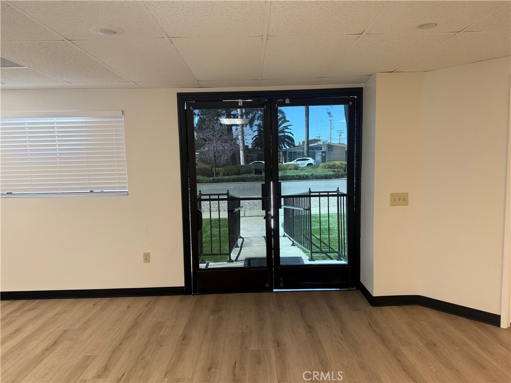 237 N Riverside Avenue Property Photo 4