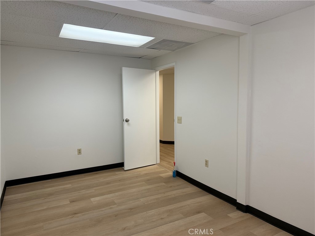 237 N Riverside Avenue Property Photo 22