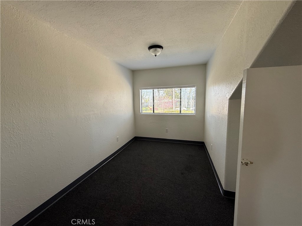 237 N Riverside Avenue Property Photo 30