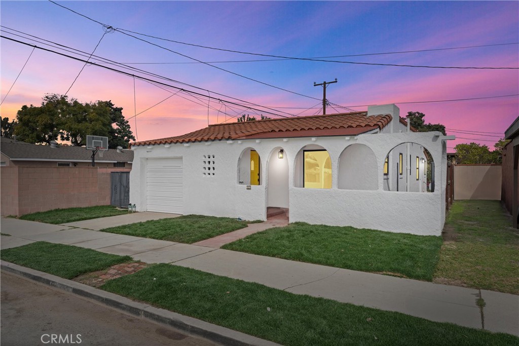 721 E 59th Street Property Photo