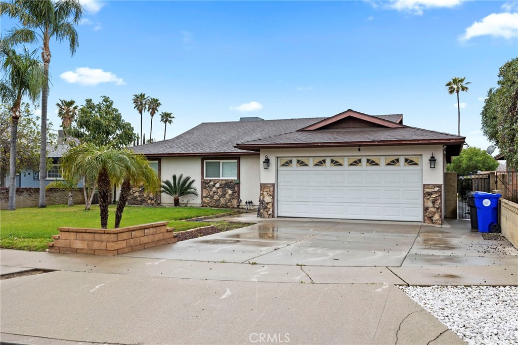17435 Hawthorne Court Property Photo 3