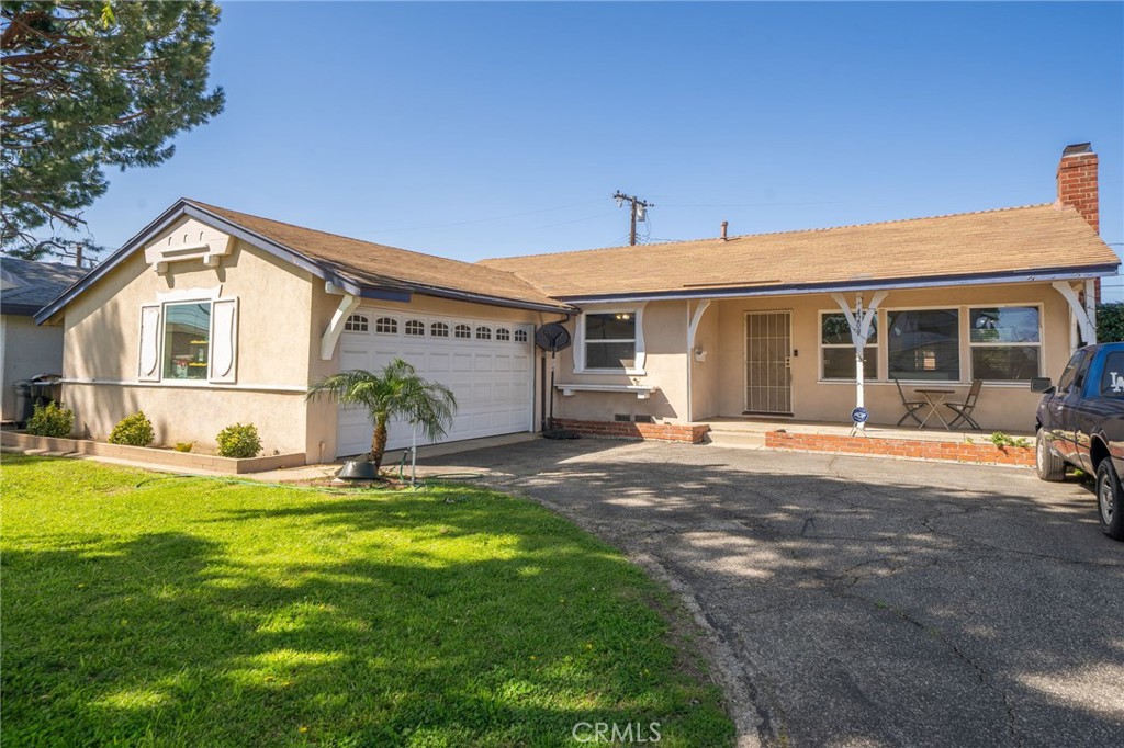 4209 N Shadydale Avenue Property Photo