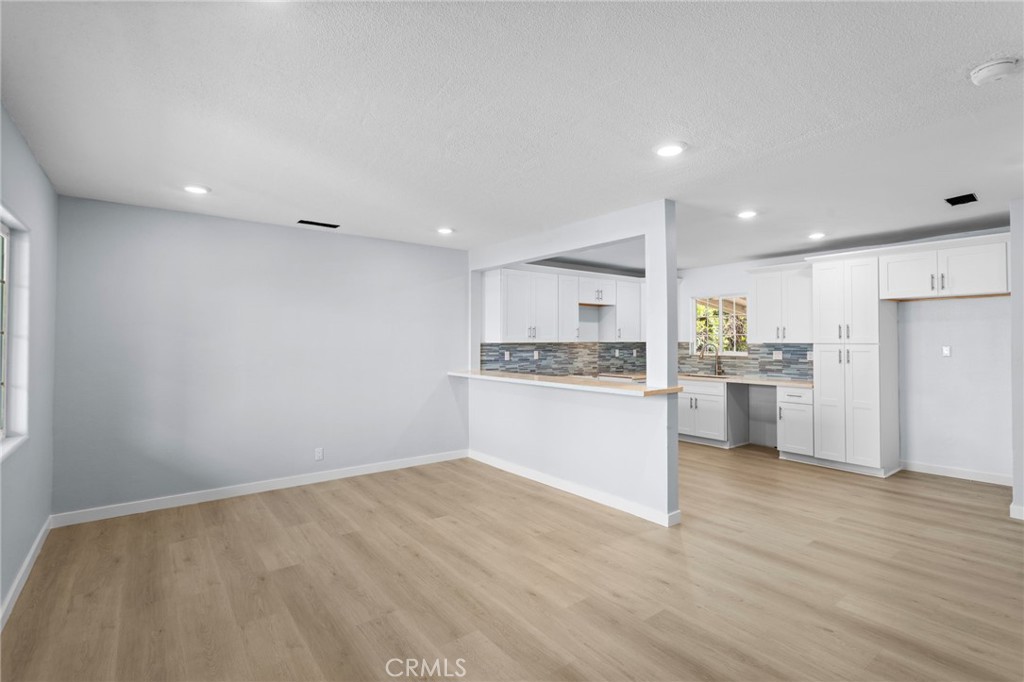 7877 Kempster Avenue Property Photo 4