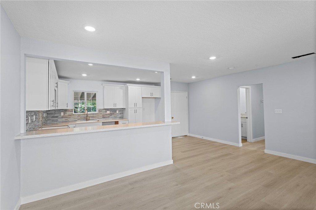 7877 Kempster Avenue Property Photo 5