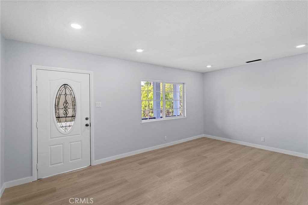 7877 Kempster Avenue Property Photo 7