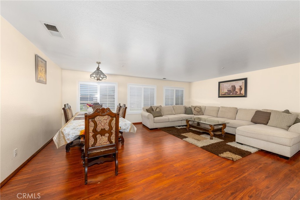 17058 La Vesu Road Property Photo 6