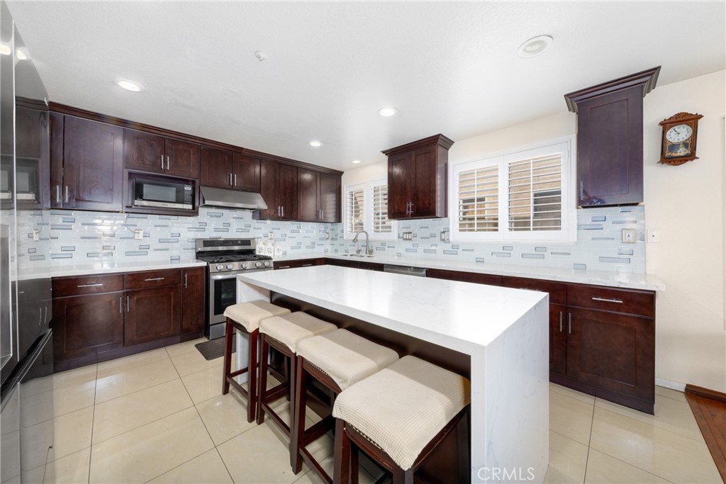 17058 La Vesu Road Property Photo 13