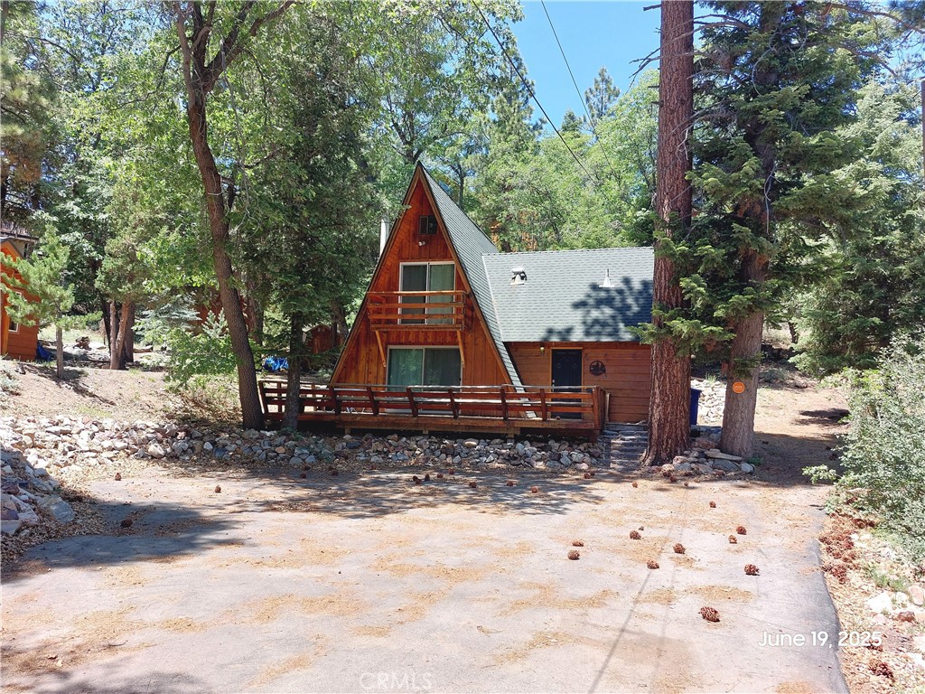 1238 Shasta Lane Property Photo 3
