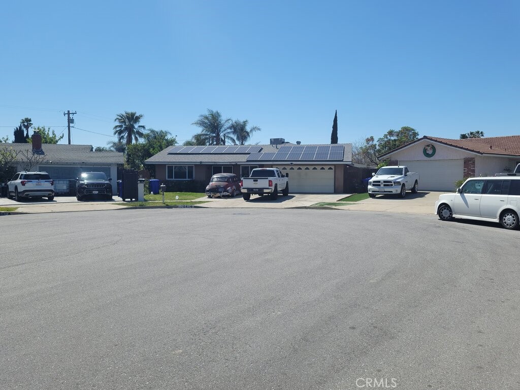 17641 Vine Court Property Photo