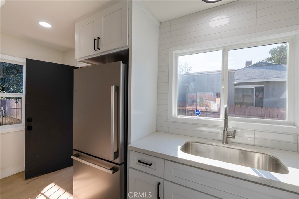 2998 N H Street Property Photo 11