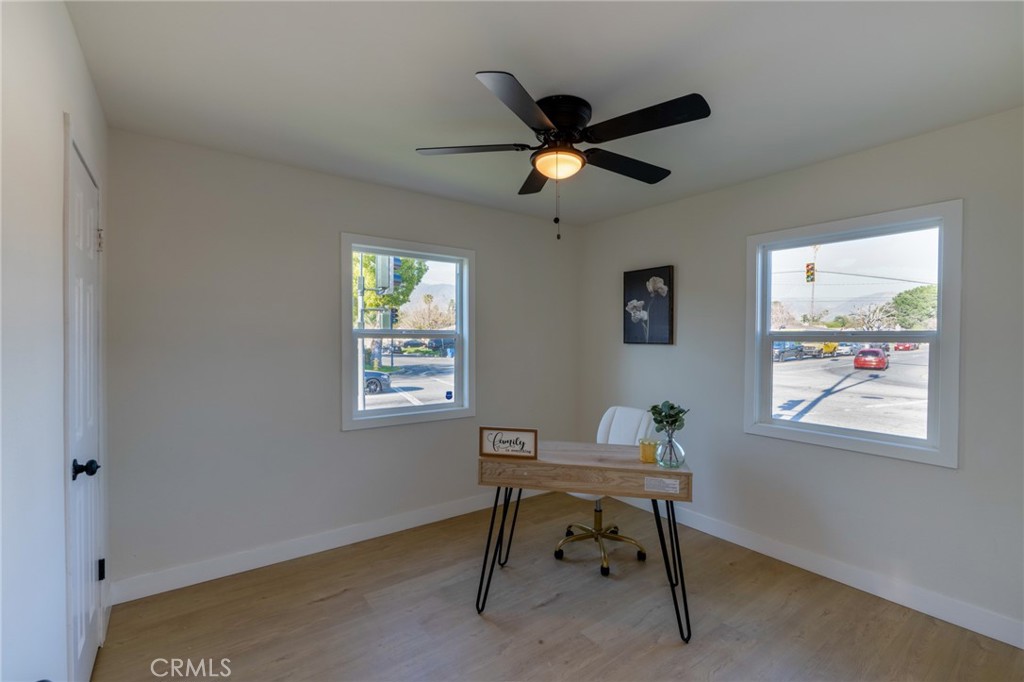 2998 N H Street Property Photo 17