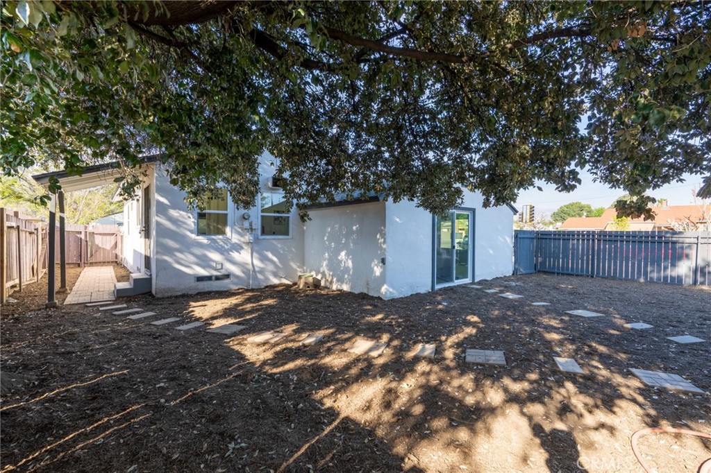 2998 N H Street Property Photo 23