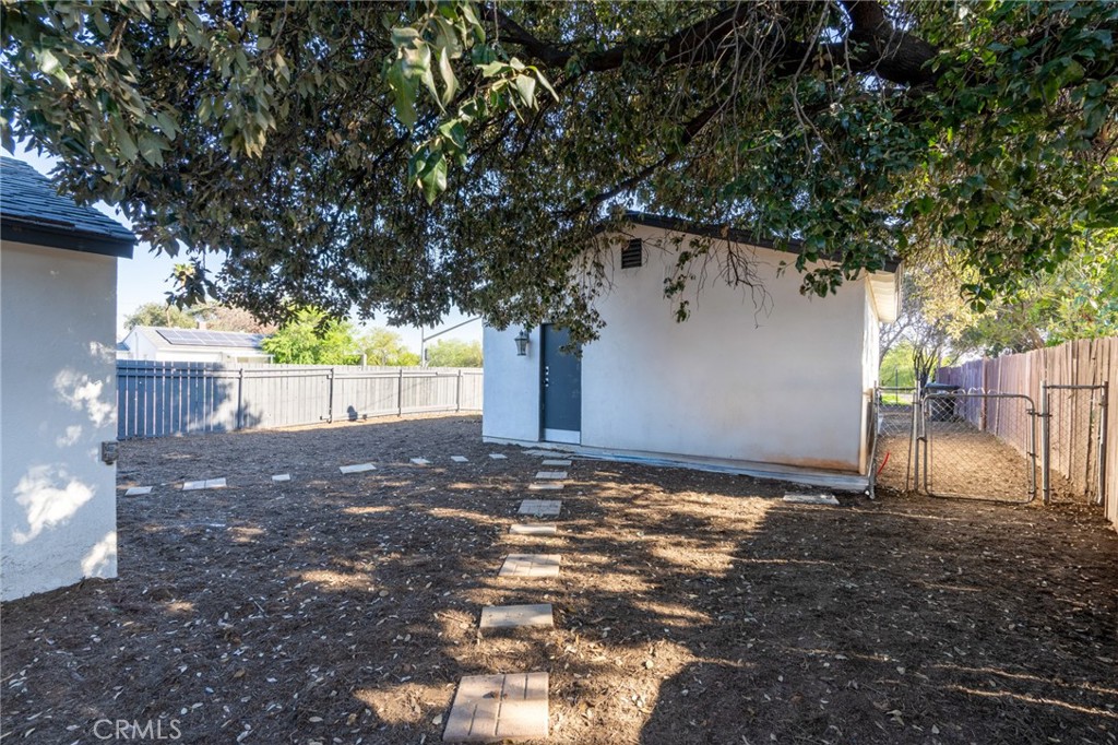 2998 N H Street Property Photo 24