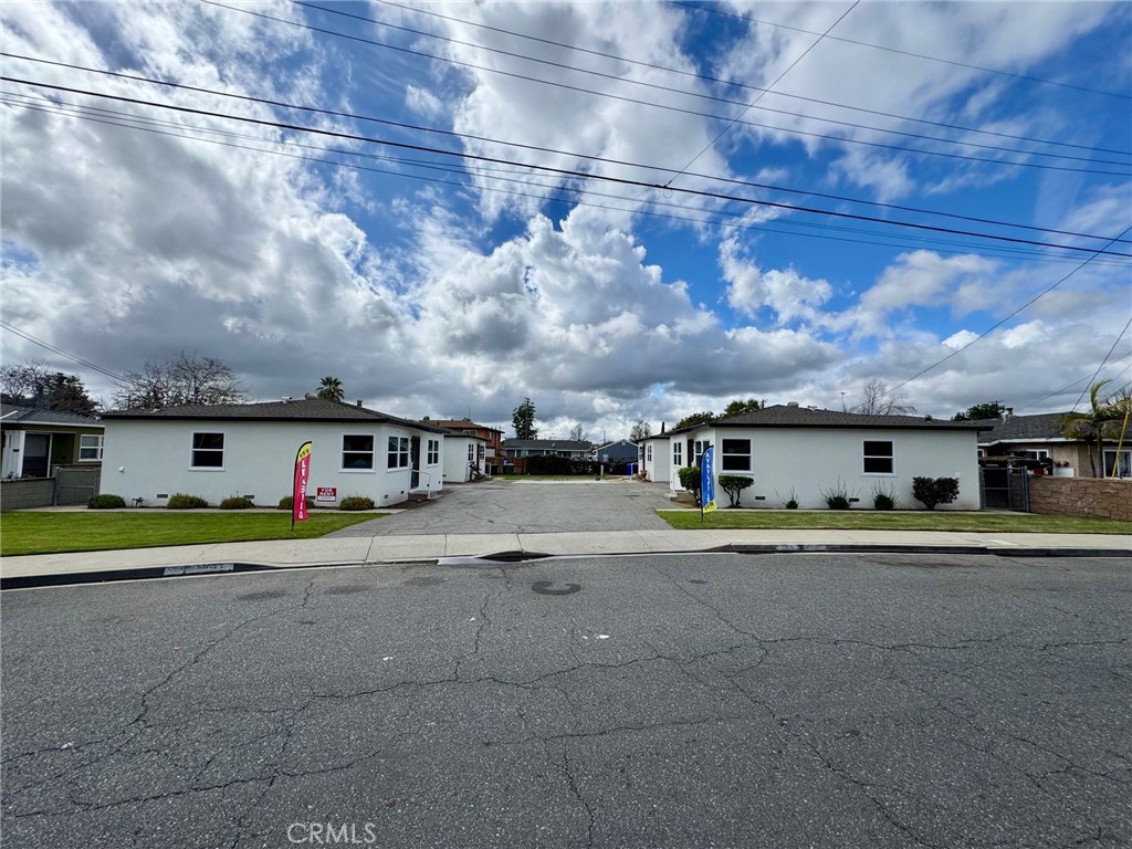 865 N Currier Street Property Photo