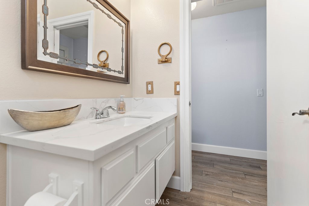 8669 Stonecreek Drive Property Photo 16