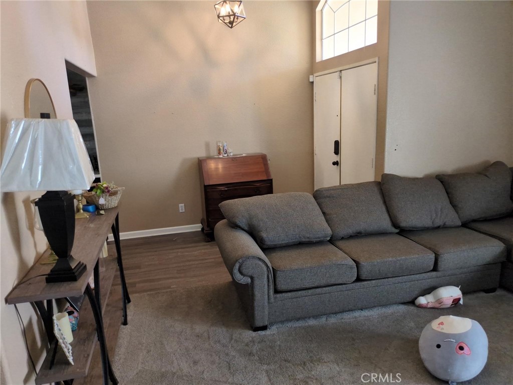 1016 W Suncrest Circle Property Photo 14