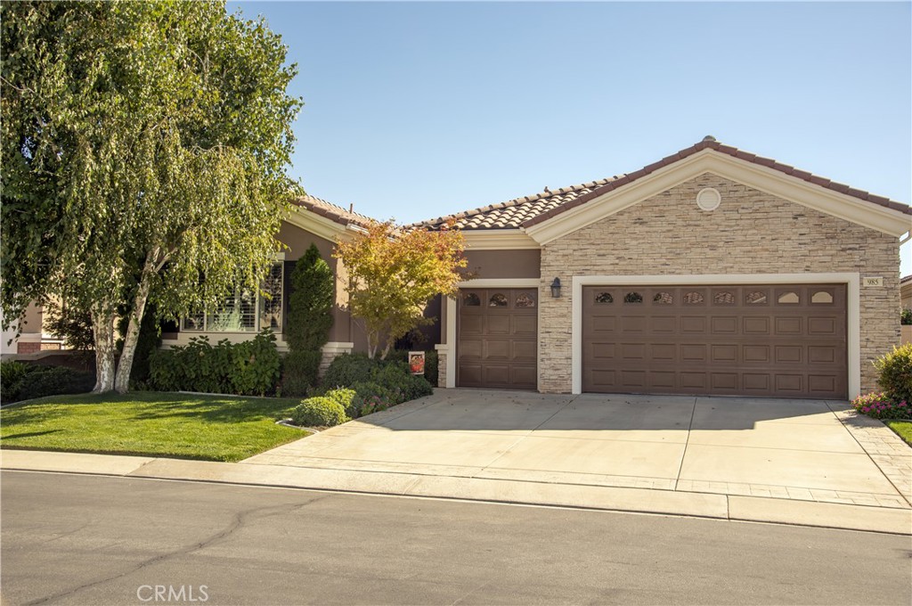 985 Ironwood Road Property Photo