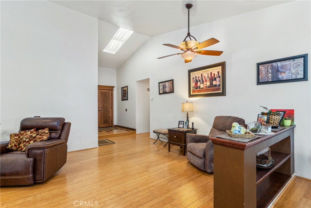 1250 Country Place Property Photo 8