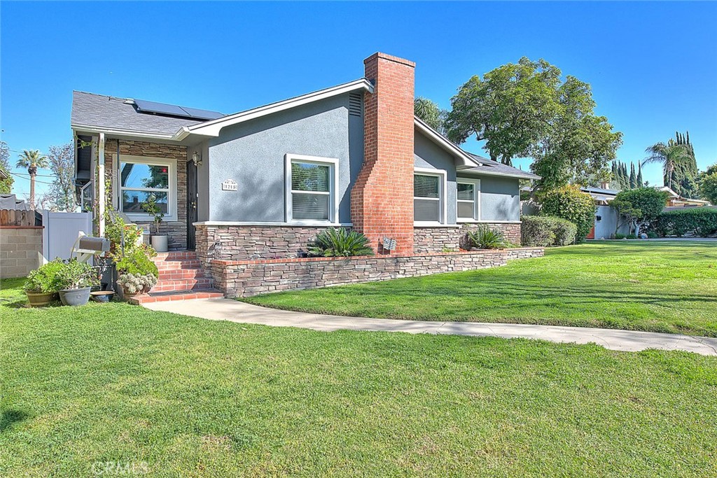 1215 Palm Avenue Property Photo