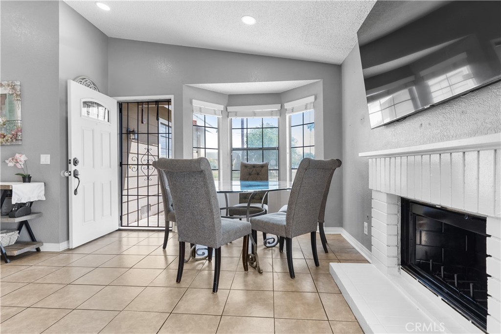 7782 Oleander Avenue Property Photo 11