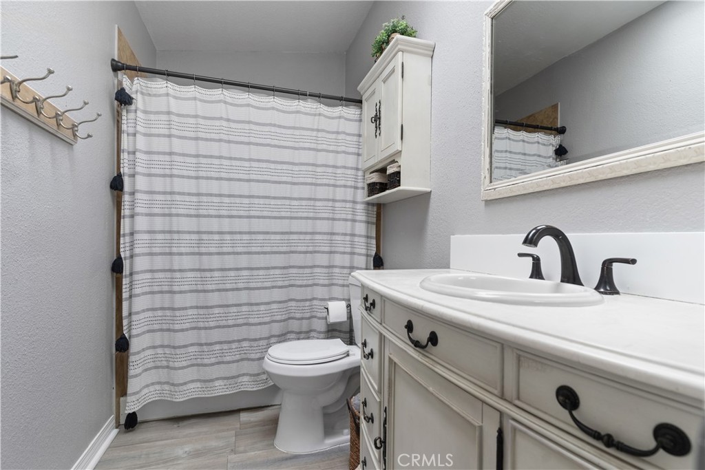 7782 Oleander Avenue Property Photo 15