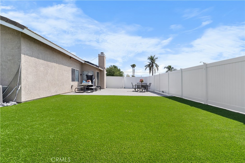7782 Oleander Avenue Property Photo 25