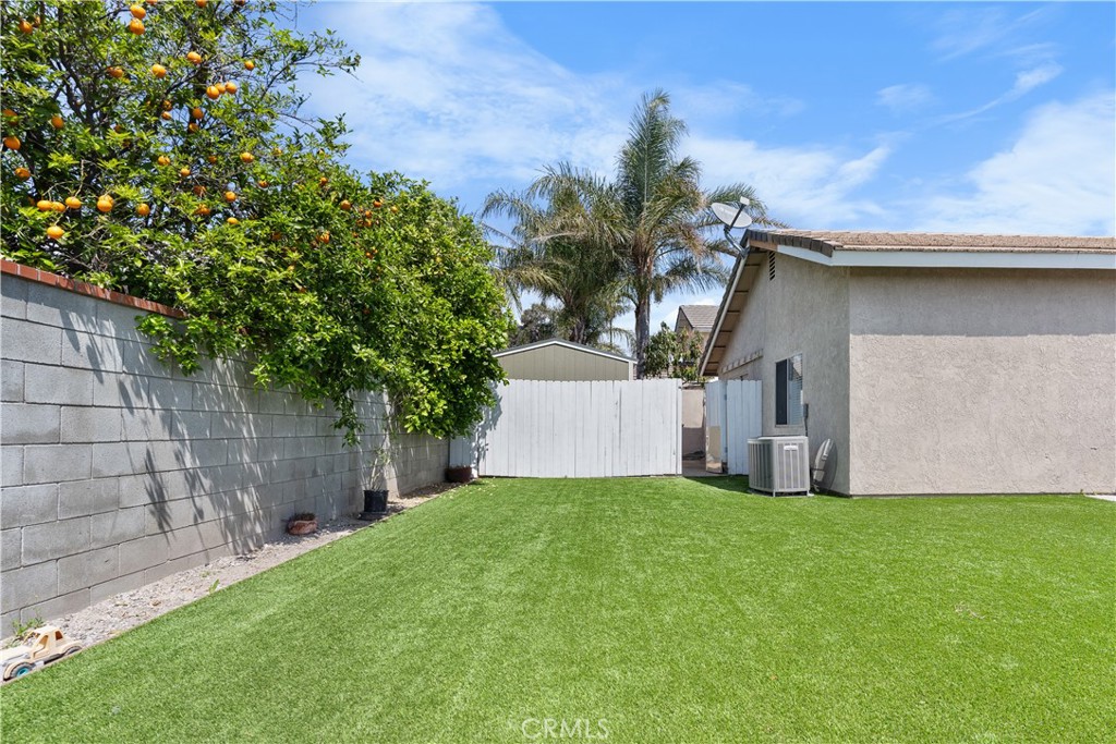7782 Oleander Avenue Property Photo 26