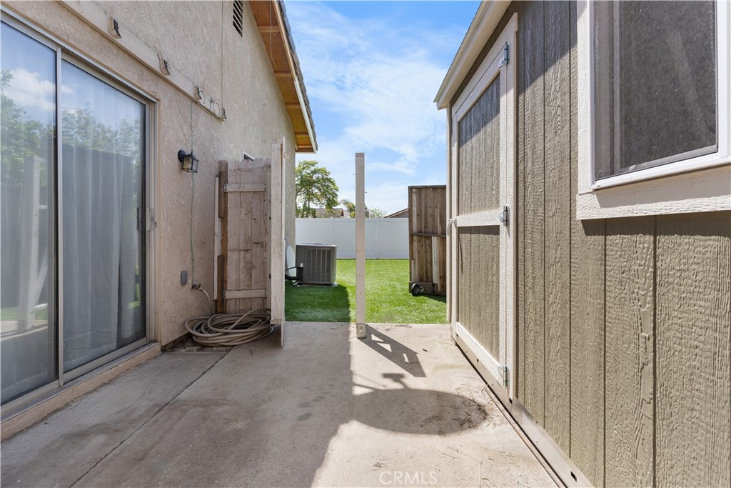 7782 Oleander Avenue Property Photo 28