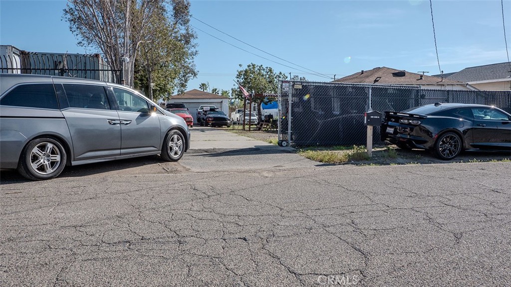 14627 Hunter Street Property Photo