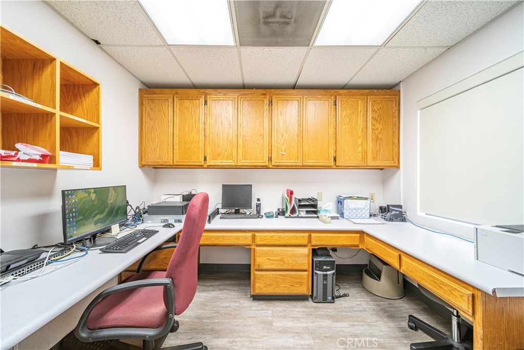 315 E Route 66 101 Property Photo 51