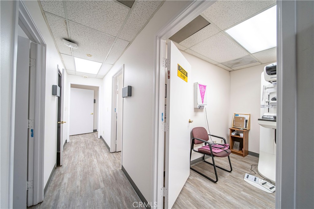 315 E Route 66 102 Property Photo 46