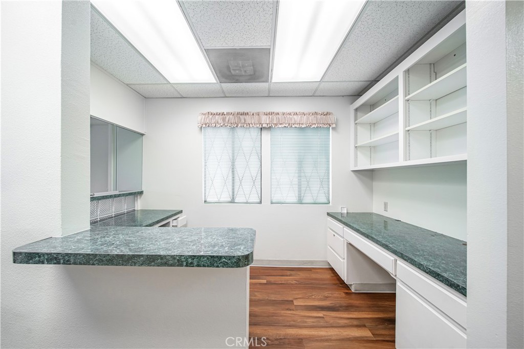 315 E Route 66 102 Property Photo 58
