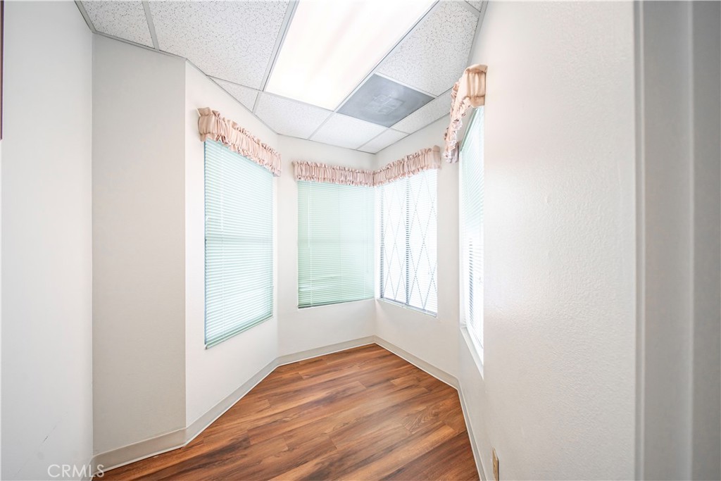 315 E Route 66 102 Property Photo 61