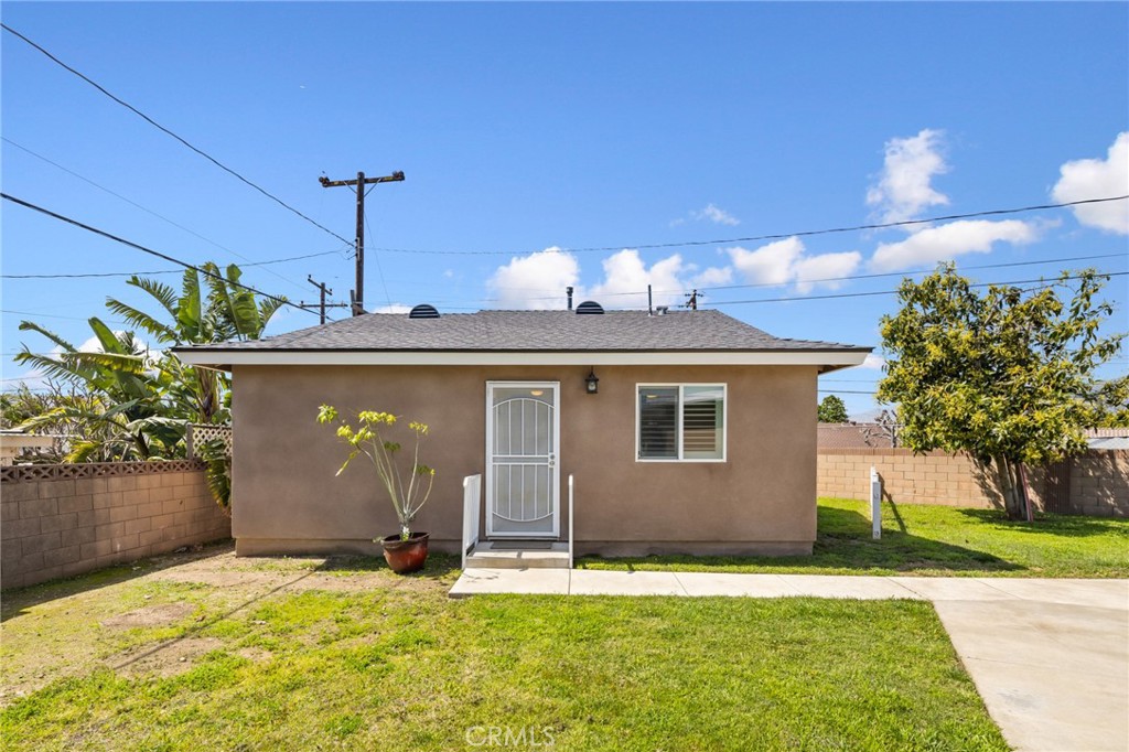 202 E Camden Street Property Photo